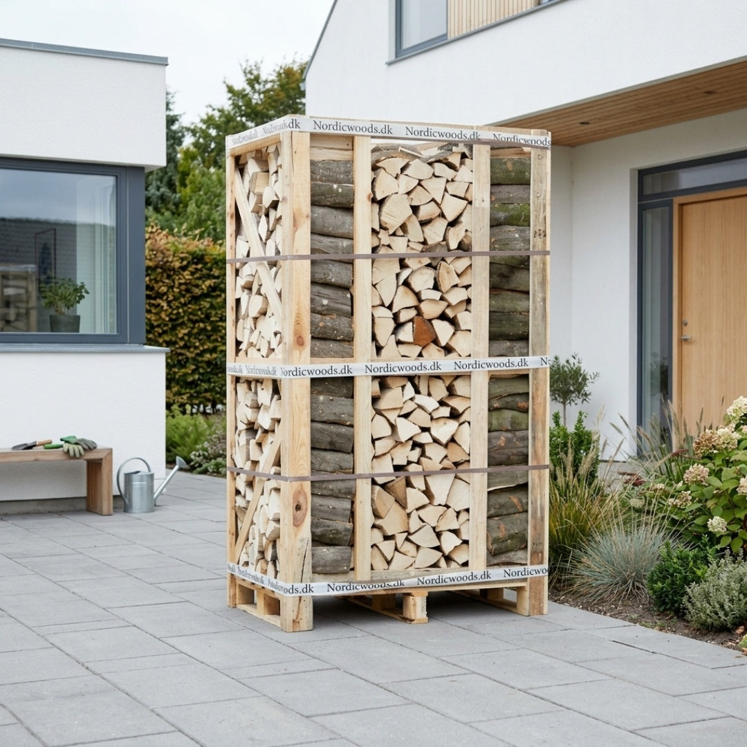 Bøgebrænde Premium Ovntørret brændetårn 1.8m3